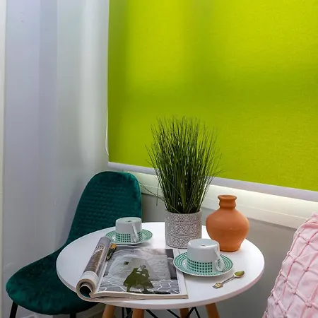 Theodora's Nest Apartman *